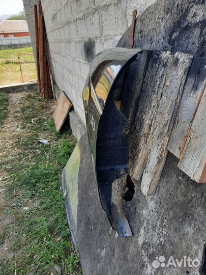 Крыло приора