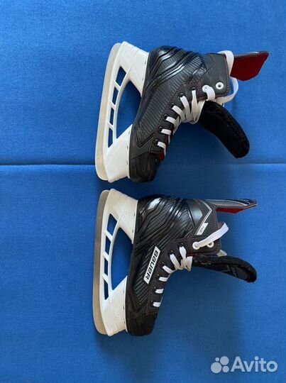 Хоккейные коньки bauer
