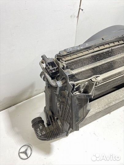 Касета радиаторов Мерседес w207 OM 642
