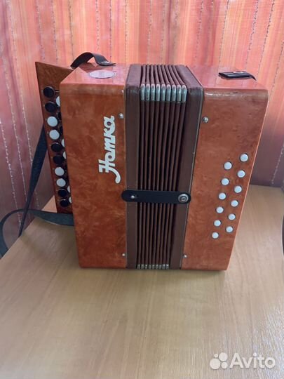 Гармонь Нотка, бу