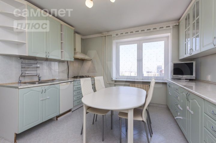 4-к. квартира, 154,1 м², 8/9 эт.