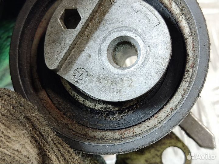 Ролик натяжитель Peugeot 206 1998 2012