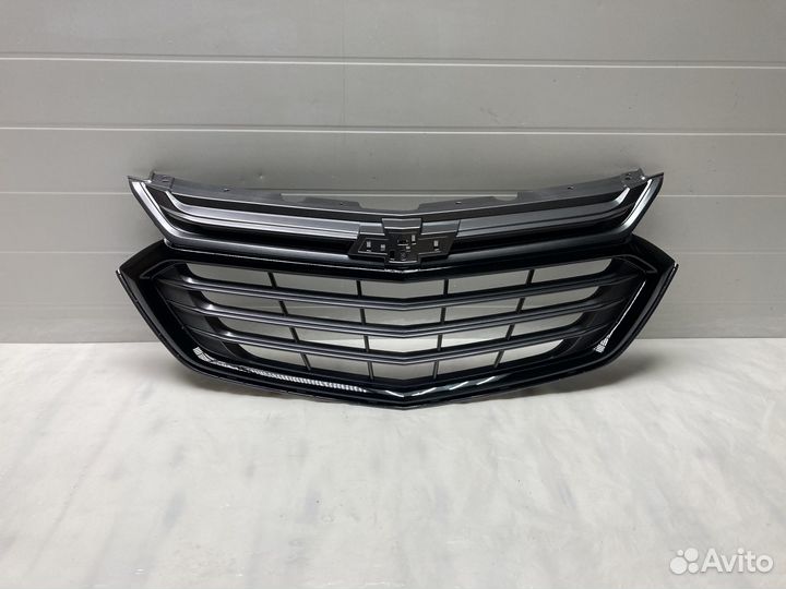 Решетка радиатора LS/LT chevrolet equinox