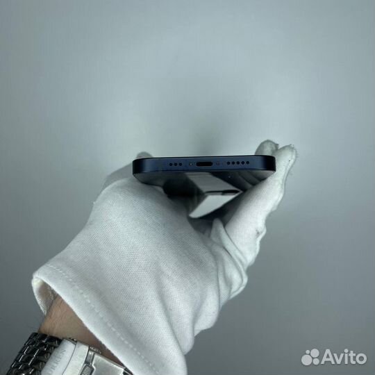 iPhone 12, 64 ГБ