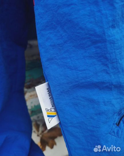 Куртка-ветровка женская винтаж