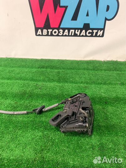 Замок двери задней левой Volkswagen Jetta 7 2019