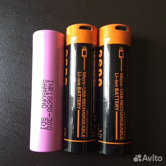 Аккумулятор Boruit 2600 mAh с гнездом micro usb