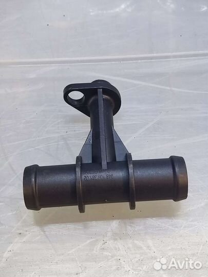 Штуцер тройник генератора 4.5 Порш Каен
