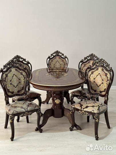 Стол и Стулья