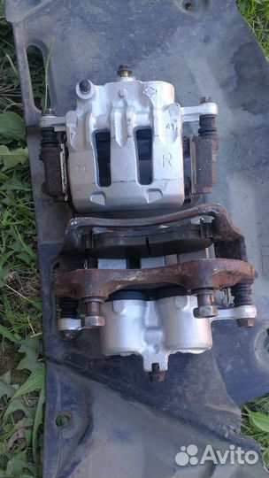 Nissan тормозные суппорта