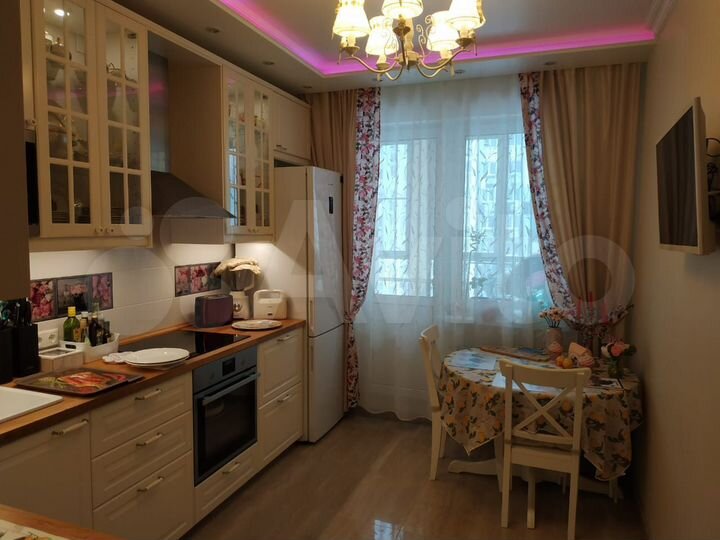 2-к. квартира, 54,7 м², 5/17 эт.