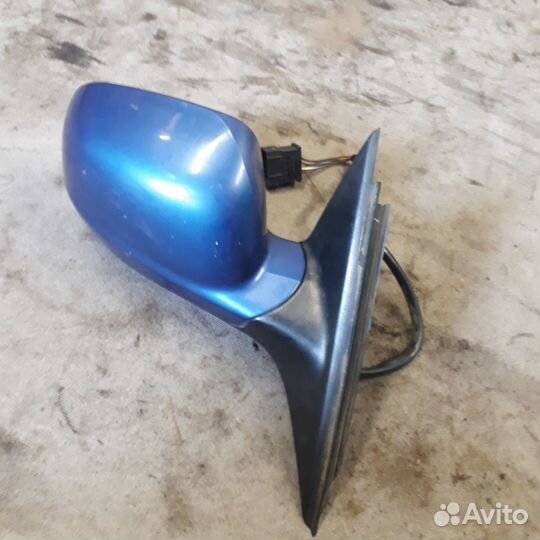 Зеркало боковое правое Фольксваген Пассат Б5