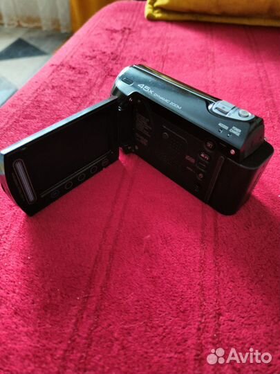 Видеокамера JVC