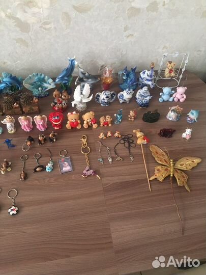 Сувениры, фигурки, статуэтки, брелки