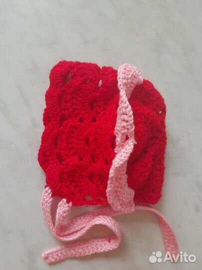 Чепчик вязанный, ручная работа