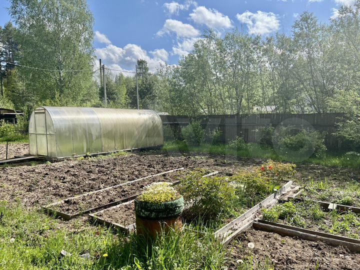 Дом 420 м² на участке 20 сот.