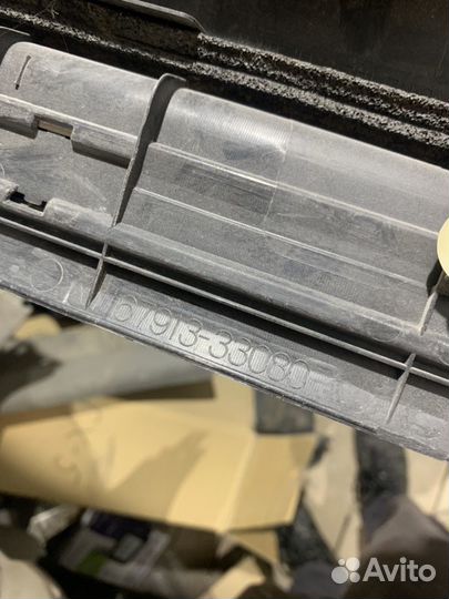 Накладка переднего порога правая Тойота Камри v40