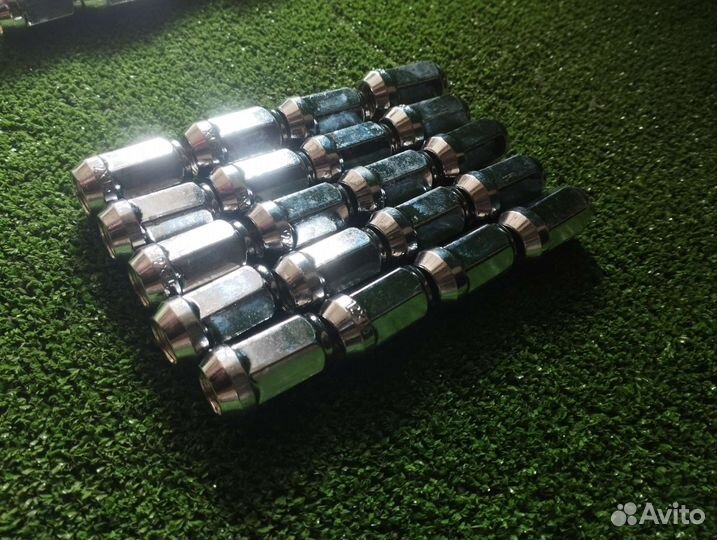 Колесные гайки