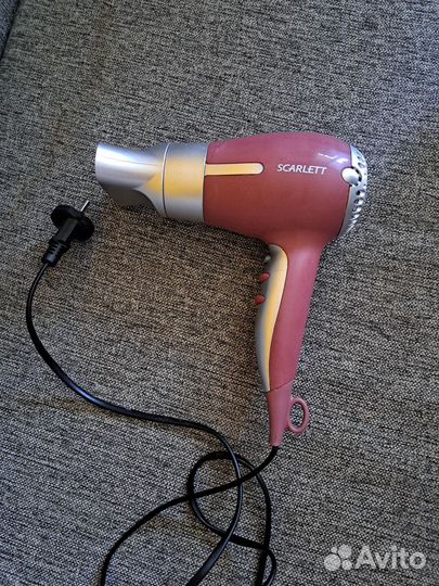 Фен для волос scarlett