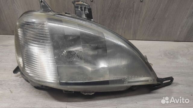 Фара правая мерседес ML163