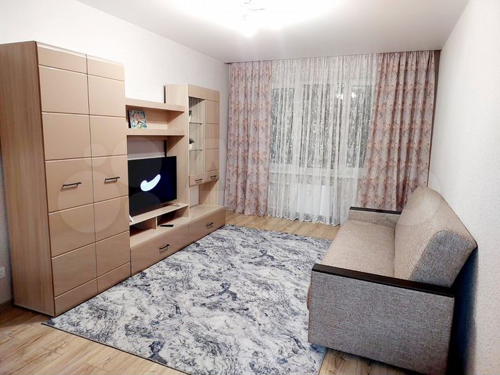 2-к. квартира, 60 м², 14/17 эт.