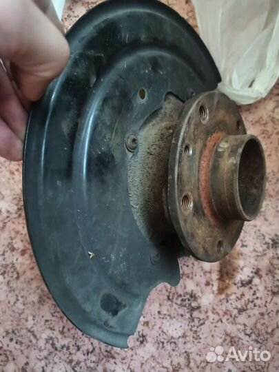 Поворотный кулак правый Renault Arkana