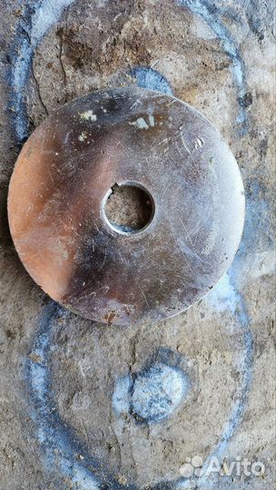 Гири 24 кг. (2 шт.), 32 кг. (2 шт.),грифы, блины