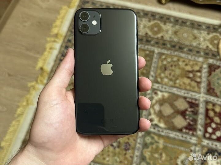 iPhone 11, 64 ГБ