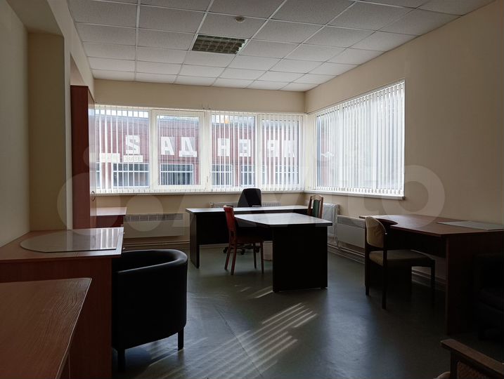 Свободного назначения, 275+86 м² общ.361м.кв