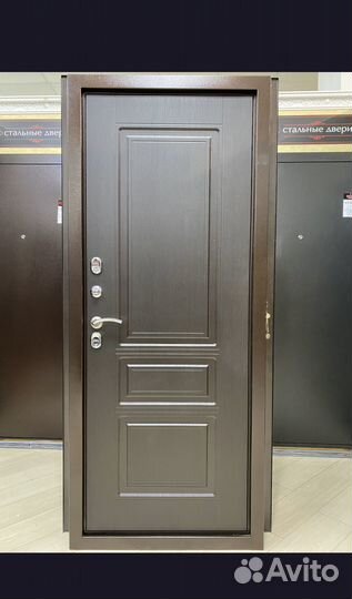 Дверь входная металлическая