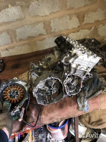 Остатки мотора в разбор от Honda CBR 600f3