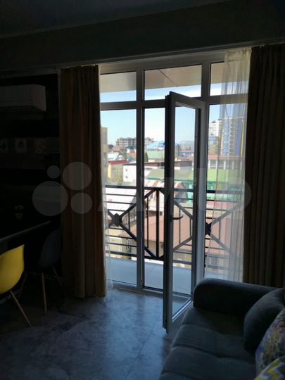 2-к. квартира, 50 м², 5/10 эт.