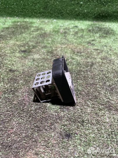 Резистор печки opel zafira b