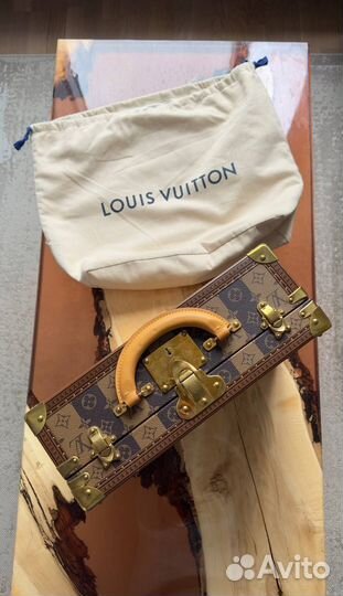 Чемодан louis vuitton