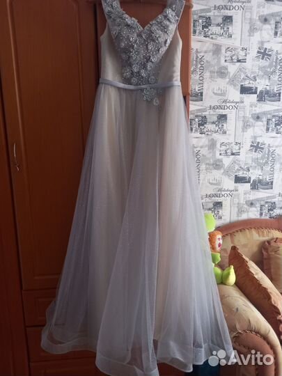 Вечернее платье