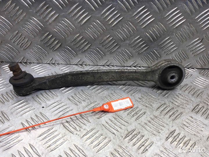 Рычаг передний правый Volkswagen Passat AVF