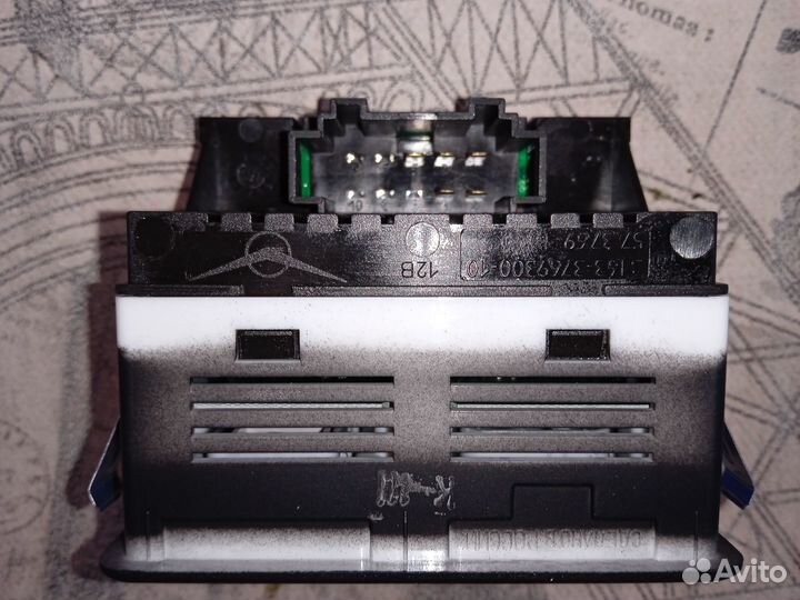 Блок переключателей задних пассажиров УАЗ Патриот