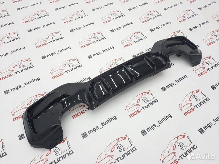 Диффузор BMW 1 F20 M-Performance 2x2 черный глянец