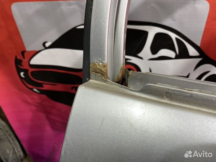 Дверь задняя правая Каризма(Хэтчбек)