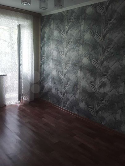 3-к. квартира, 54 м², 2/5 эт.