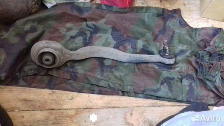 Pычaг на мерседес w221 S clаss