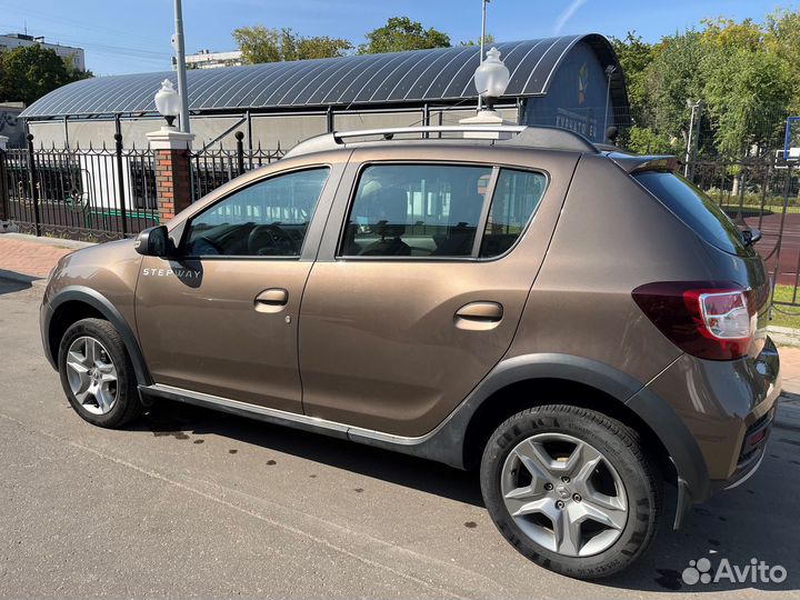 Renault Sandero Stepway 1.6 МТ, 2019, 30 000 км