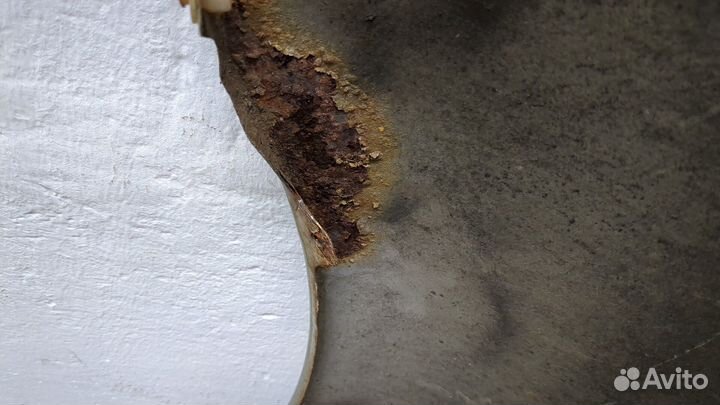 Крыло правое переднее Toyota Avensis 2