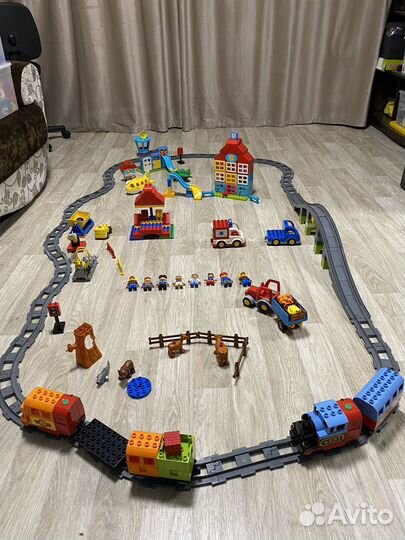 Lego duplo поезд
