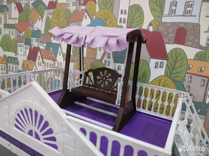 Домик кукольный