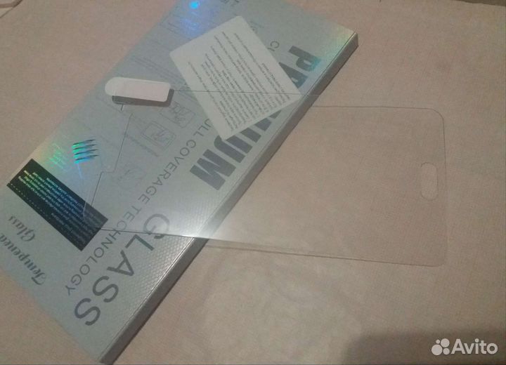 Стекло на телефон