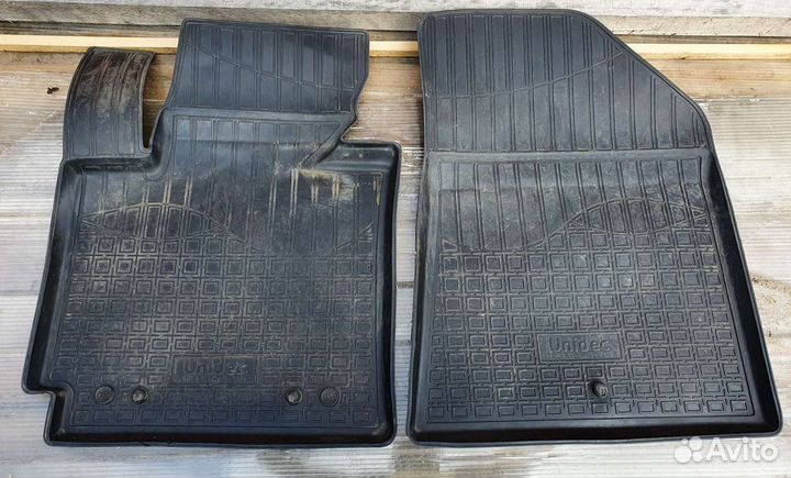 Коврики резиновые салона KIA Soul 2