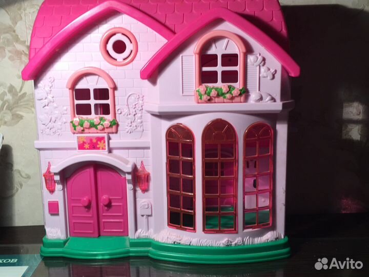 Домик кукольный
