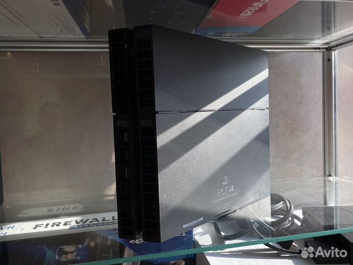 Sony Playstation 4 Fat 1Tb