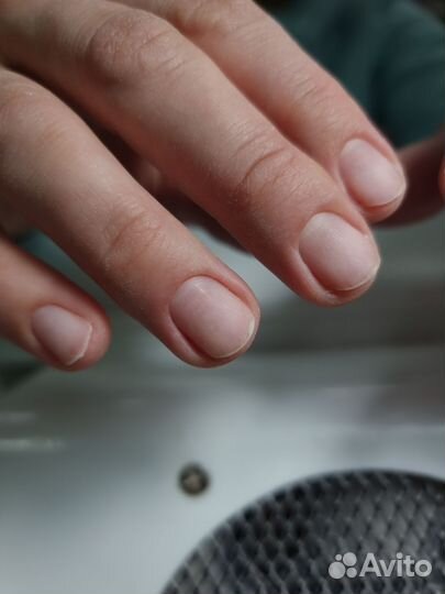 Маникюр в студии